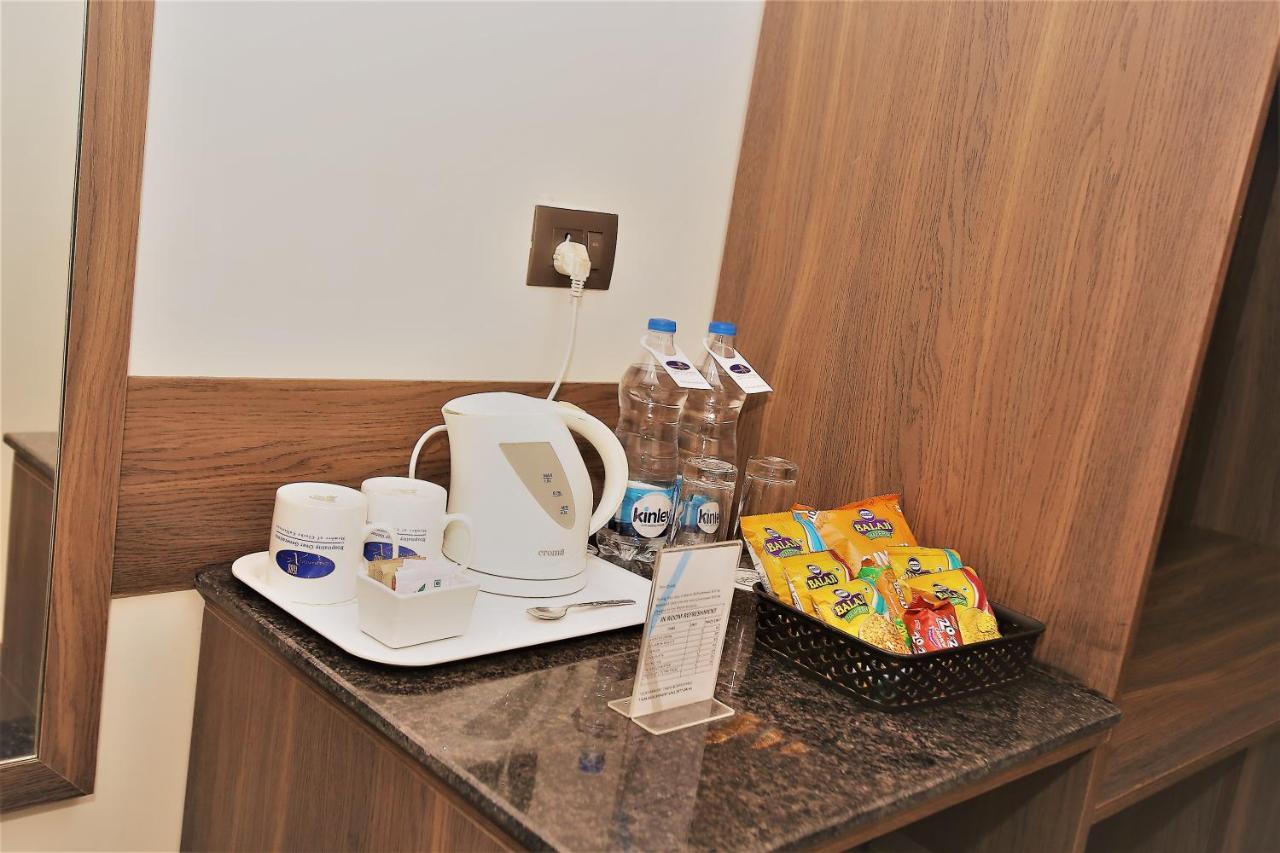 Genx Surat By 1589 Hotels Palsana  Bagian luar foto