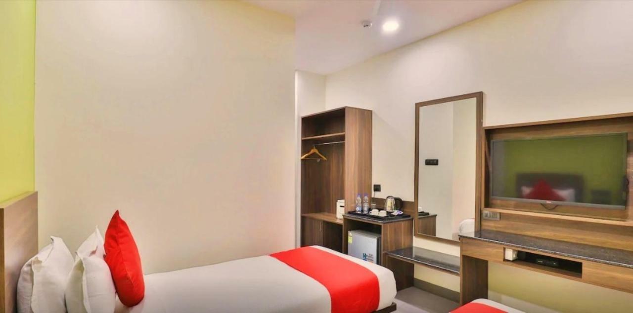 Genx Surat By 1589 Hotels Palsana  Bagian luar foto