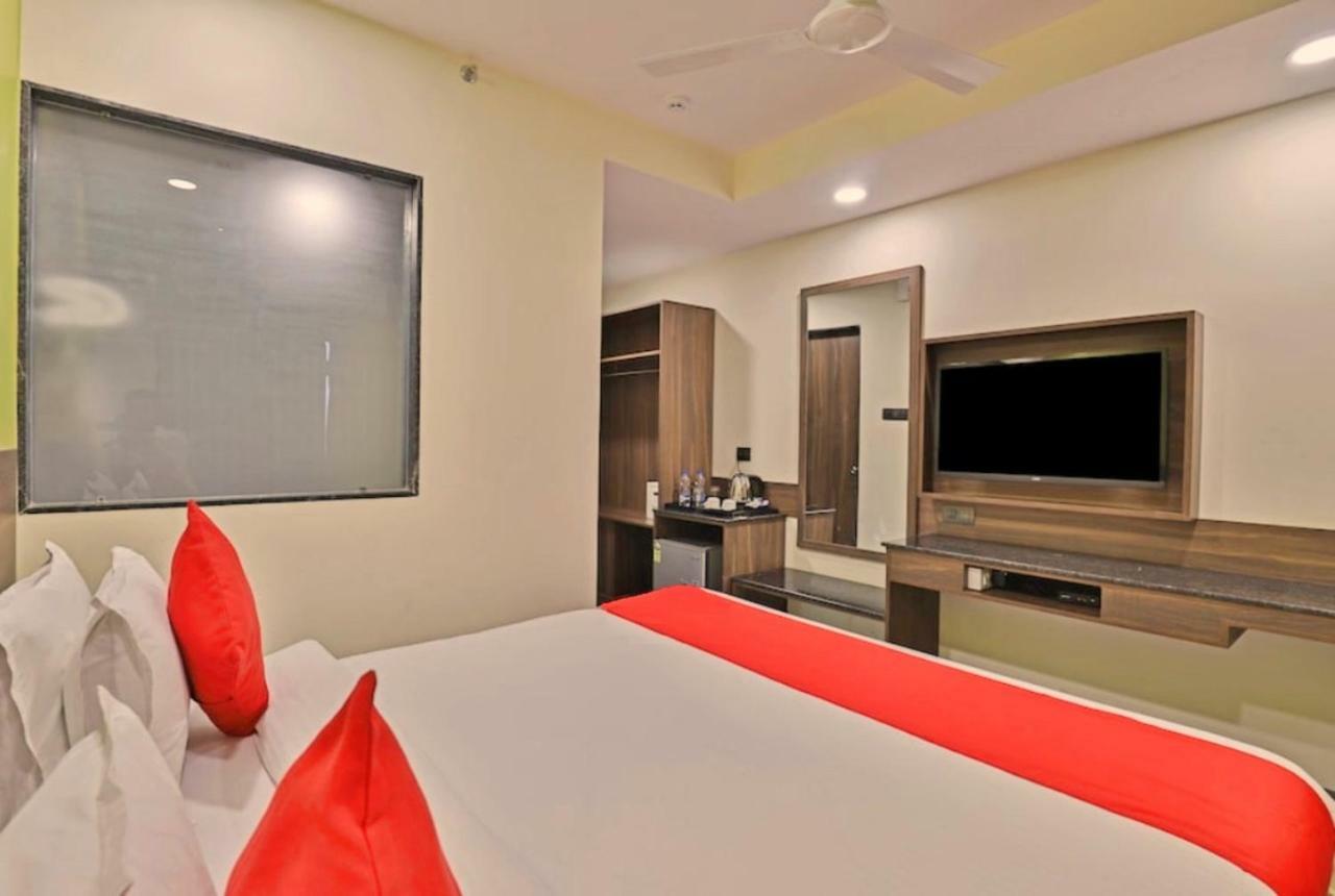 Genx Surat By 1589 Hotels Palsana  Bagian luar foto