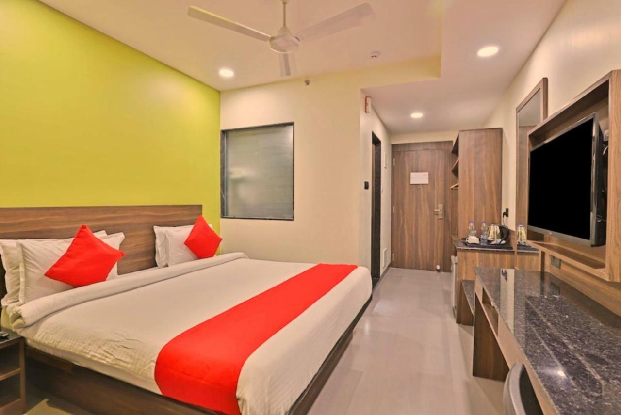 Genx Surat By 1589 Hotels Palsana  Bagian luar foto