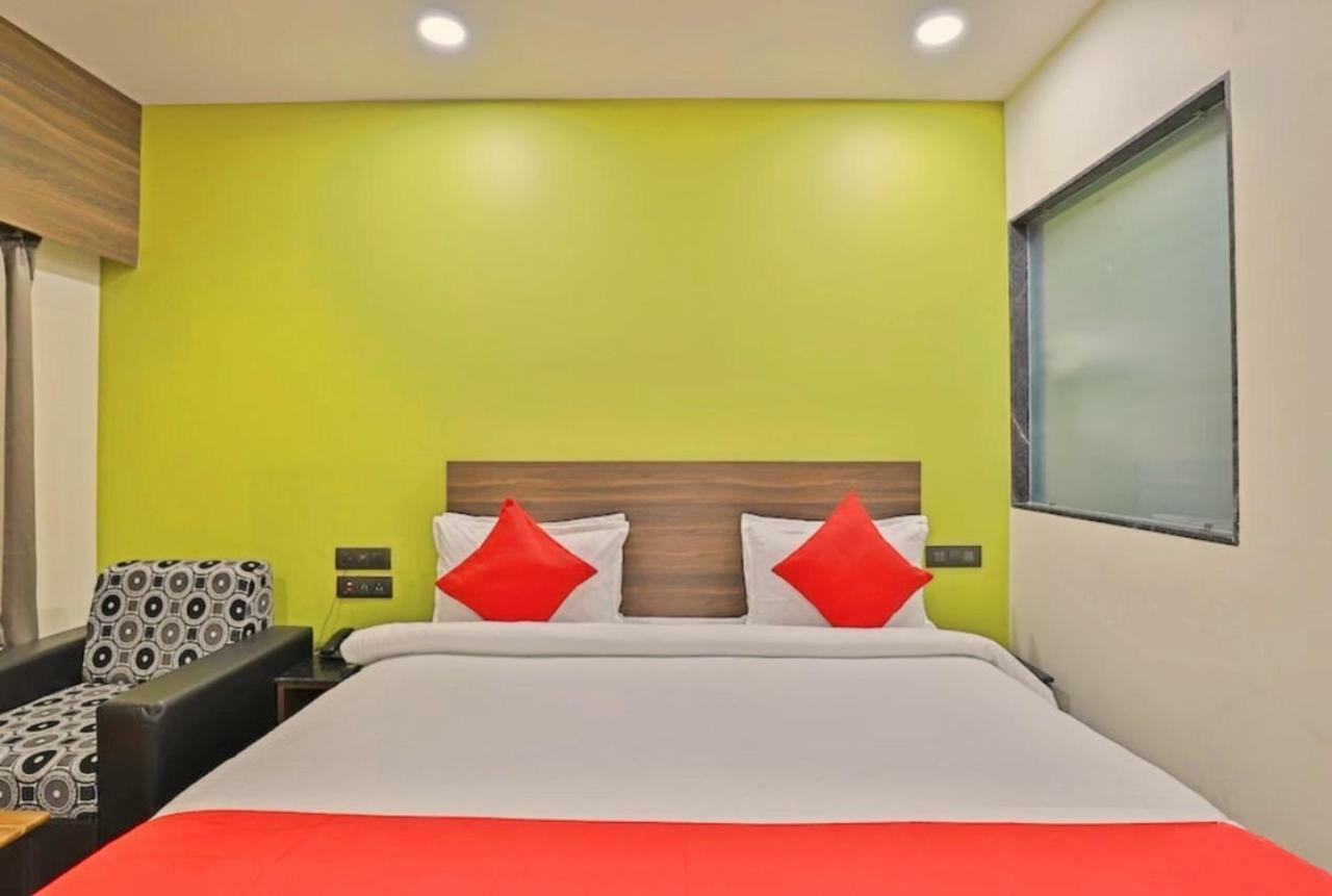 Genx Surat By 1589 Hotels Palsana  Bagian luar foto
